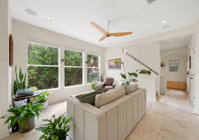 Photo 4 of Condo for sale at 601 Upson St #D, Austin, TX 78703 | MLS# 6000728 | Listing updated on 2026-10-03