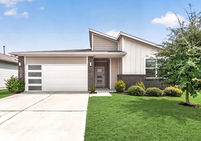 Photo 2 of Single family home for sale at 14109 Cantarra Dr, Pflugerville, TX 78660 | MLS# 2598100 | Listing updated on 2026-09-29