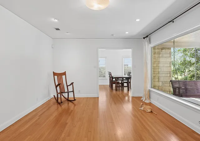 Photo 4 of Single family home for sale at 4204 Wildwood Rd, Austin, TX 78722 | MLS# 8781776 | Listing updated on 2026-10-02