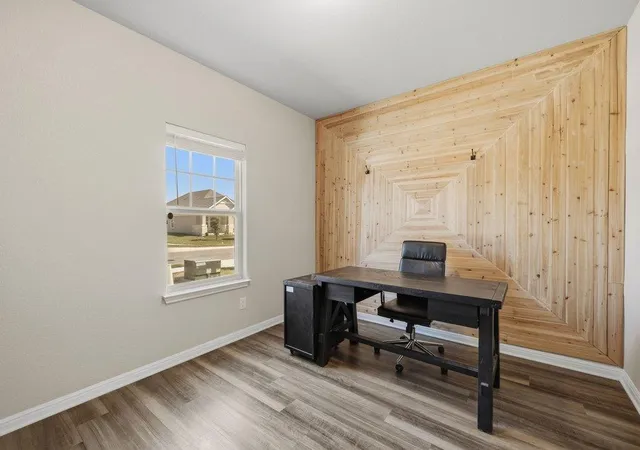 Photo 3 of Single family home for sale at 304 Grapefruit Rd, Hutto, TX 78634 | MLS# 1569818 | Listing updated on 2026-09-27