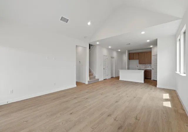 Photo 4 of Single family home for sale at 10910 Mystic Timber Dr, Austin, TX 78754 | MLS# 7082505 | Listing updated on 2026-09-26