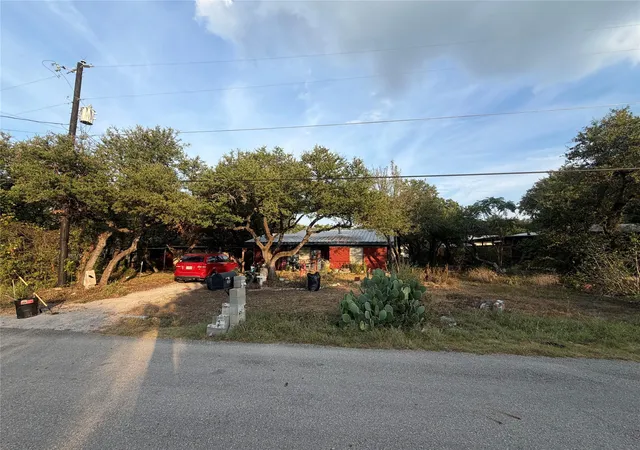 Photo 1 of Single family home for sale at 8207 Williamson Crk Dr, Austin, TX 78736 | MLS# 2618672 | Listing updated on 2026-09-29