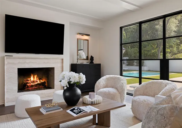 Photo 3 of Single family home for sale at 4201 Green Cliffs Rd, Austin, TX 78746 | MLS# 5115203 | Listing updated on 2026-10-02