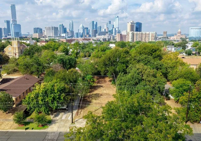 Photo 3 of Land for sale at 1172 Angelina St, Austin, TX 78702 | MLS# 8105721 | Listing updated on 2026-09-27