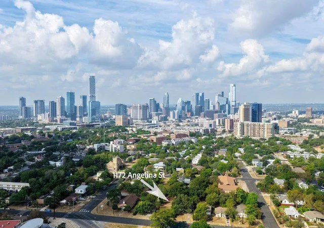 Photo 3 of Land for sale at 1172 Angelina St, Austin, TX 78702 | MLS# 8105721 | Listing updated on 2026-09-27