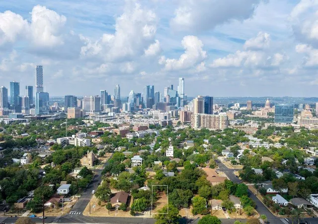 Photo 4 of Land for sale at 1172 Angelina St, Austin, TX 78702 | MLS# 8105721 | Listing updated on 2026-09-27