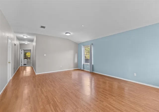 Photo 3 of Single family home for sale at 1022 Balanced Rock Pl, Round Rock, TX 78681 | MLS# 4873619 | Listing updated on 2026-10-01