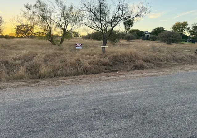 Land for sale at 304 Red Wine, Horseshoe Bay, TX 78657 | MLS# 1318015