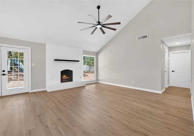 Photo 4 of Single family home for sale at 11202 Balcones Woods Cv, Austin, TX 78759 | MLS# 2150278 | Listing updated on 2026-10-24
