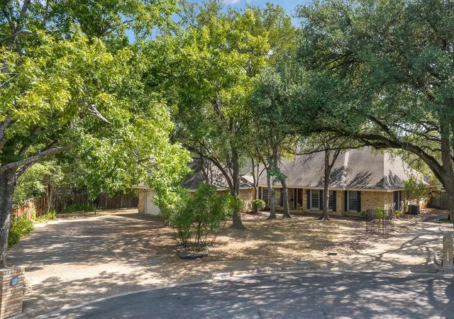 Photo 3 of Single family home for sale at 2504 Braemar Cv, Austin, TX 78747 | MLS# 8529354 | Listing updated on 2026-10-11