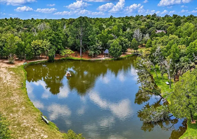 Photo 3 of Single family home for sale at 111 Post Oak Dr, Elgin, TX 78621 | MLS# 7561625 | Listing updated on 2026-10-07