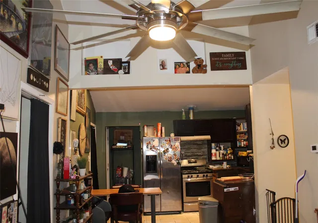 Photo 4 of Single family home for sale at 1113 Ebert Ave, Austin, TX 78721 | MLS# 4564741 | Listing updated on 2026-09-30