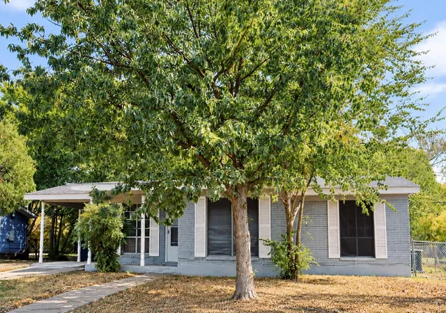 Photo 2 of Single family home for sale at 6313 Kenilworth Dr, Austin, TX 78723 | MLS# 9269743 | Listing updated on 2026-10-06