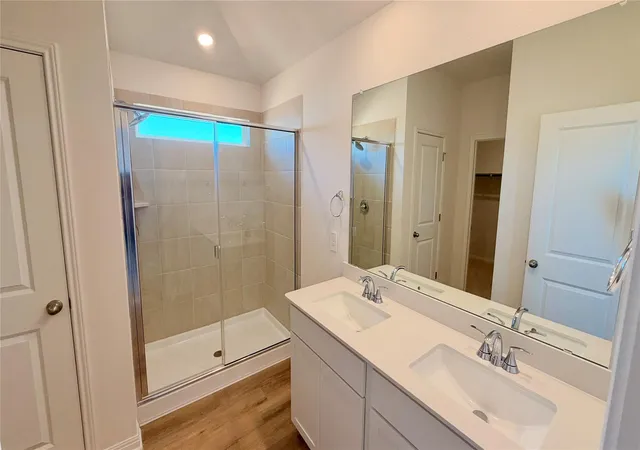 Photo 3 of Single family home for sale at 528 Fantail Dr, Georgetown, TX 78626 | MLS# 4740049 | Listing updated on 2026-10-25