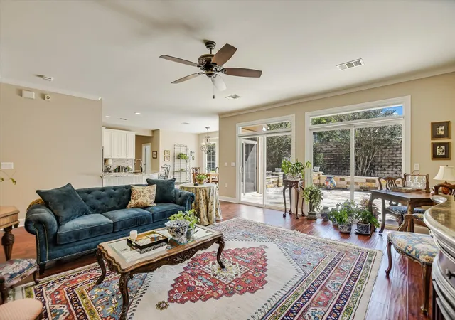Photo 3 of Single family home for sale at 214 Goose Is Dr, Georgetown, TX 78633 | MLS# 8698156 | Listing updated on 2026-10-09