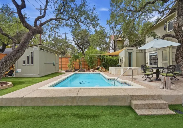 Photo 4 of Single family home for sale at 7201 Boniface Ln, Austin, TX 78729 | MLS# 4172465 | Listing updated on 2026-10-07