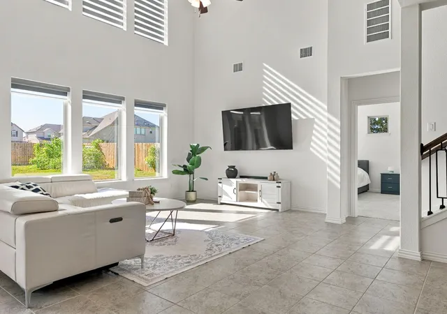 Photo 2 of Single family home for sale at 631 Breeze Holw Ln, Georgetown, TX 78628 | MLS# 3152653 | Listing updated on 2026-10-30