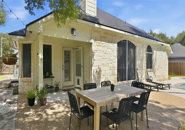 Photo 4 of Single family home for sale at 4605 Eagle Feather Dr, Austin, TX 78735 | MLS# 8668329 | Listing updated on 2026-10-03