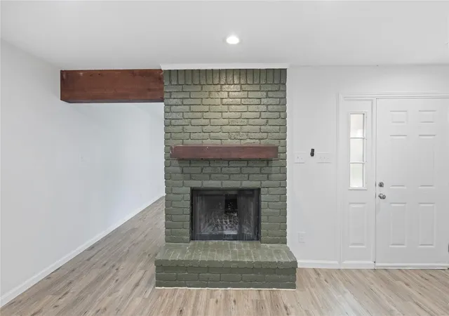 Listing Photo 5 - Condo for sale in building located at 818 Banister Ln, Austin, TX 78704 - Unit #818