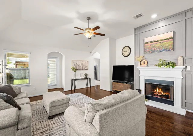 Photo 1 of Single family home for sale at 1104 Arvada Dr, Leander, TX 78641 | MLS# 6106442 | Listing updated on 2026-10-08