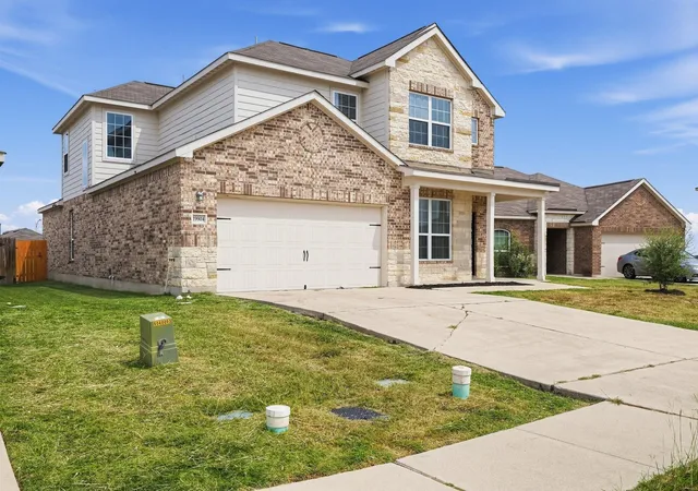 Photo 3 of Single family home for sale at 19904 Woodrow Wilson St, Manor, TX 78653 | MLS# 7452903 | Listing updated on 2026-09-29