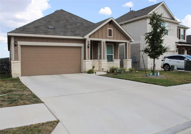 Photo 2 of Single family home for sale at 181 Tree Nut Loop, Buda, TX 78610 | MLS# 8706642 | Listing updated on 2026-09-29