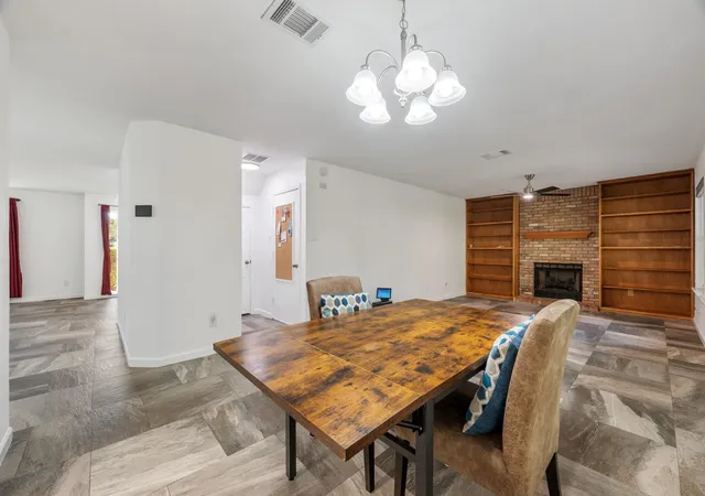 Photo 4 of Single family home for sale at 8104 Cutler Ridge Pl, Austin, TX 78749 | MLS# 2191975 | Listing updated on 2026-10-03