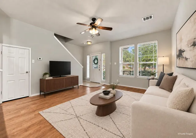 Photo 4 of Single family home for sale at 809 Craters Of The Moon Blvd, Pflugerville, TX 78660 | MLS# 1467865 | Listing updated on 2026-10-02