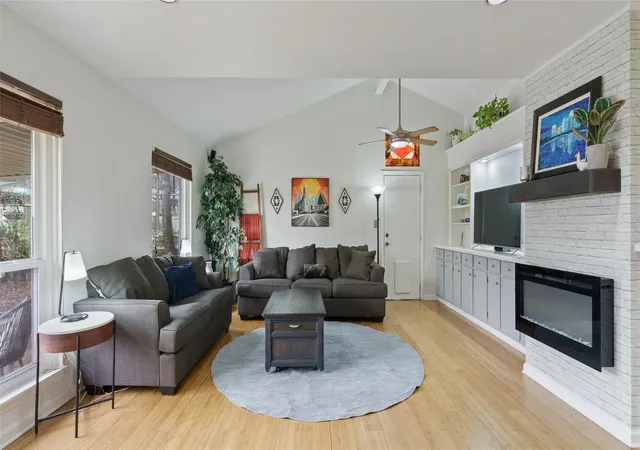 Photo 4 of Single family home for sale at 3004 Burning Oak Dr, Austin, TX 78704 | MLS# 5143927 | Listing updated on 2026-10-05