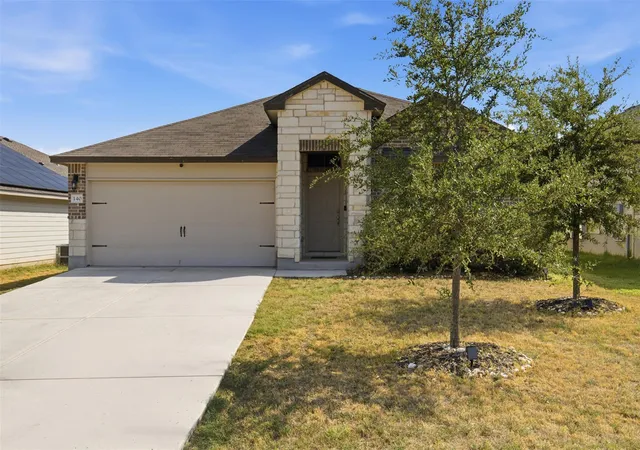 Photo 2 of Single family home for sale at 140 Rearden Blvd, Jarrell, TX 76537 | MLS# 5650503 | Listing updated on 2026-10-09