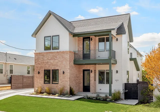 Single family home for sale at 1410 Perez St #1, Austin, TX 78721 | MLS# 3609111 | Listing updated on 2026-09-30