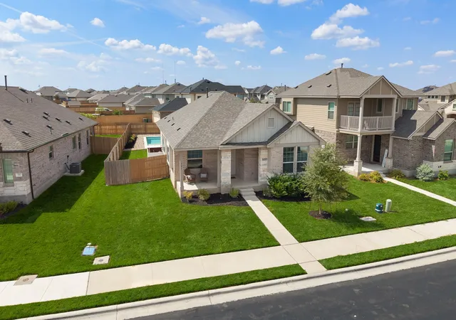 Photo 3 of Single family home for sale at 721 Paddock Ln, Georgetown, TX 78626 | MLS# 1990414 | Listing updated on 2026-10-10