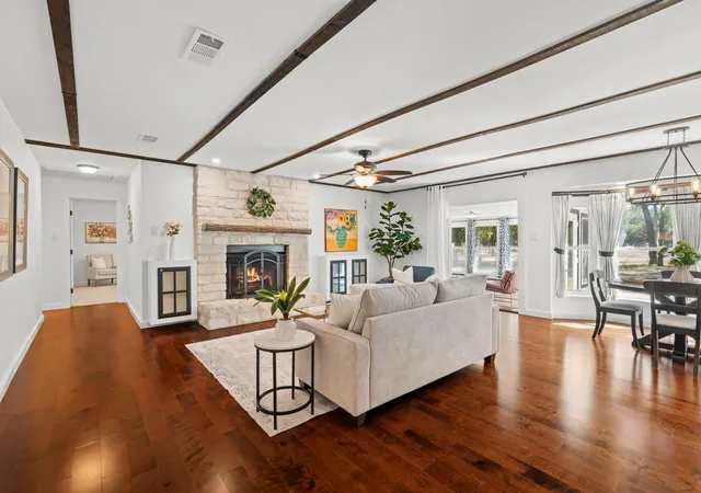 Photo 3 of Single family home for sale at 30309 Live Oak Trl, Georgetown, TX 78633 | MLS# 3986242 | Listing updated on 2026-10-09