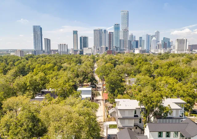 Photo 1 of Single family home for sale at 1609 Canterbury St #2A, Austin, TX 78702 | MLS# 8266918 | Listing updated on 2026-10-04