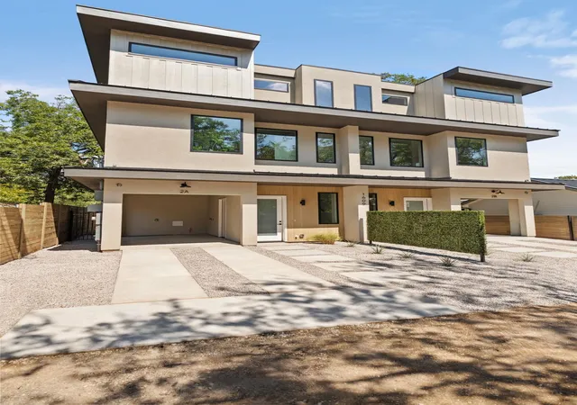 Photo 25 of Single family home for sale at 1609 Canterbury St #2A, Austin, TX 78702 | MLS# 8266918 | Listing updated on 2026-10-08