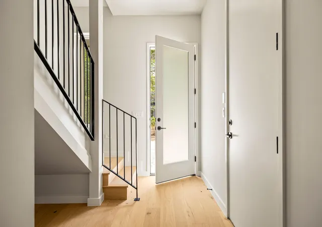 Photo 3 of Single family home for sale at 1609 Canterbury St #2A, Austin, TX 78702 | MLS# 8266918 | Listing updated on 2026-10-04