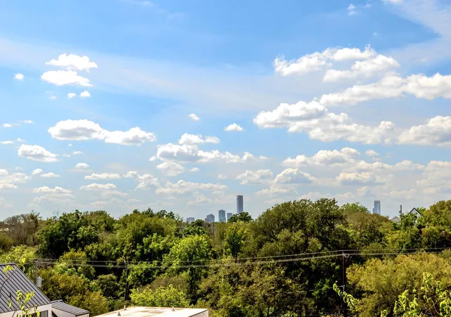 Photo 1 of Single family home for sale at 1410 Perez St #2, Austin, TX 78721 | MLS# 3857823 | Listing updated on 2026-09-30
