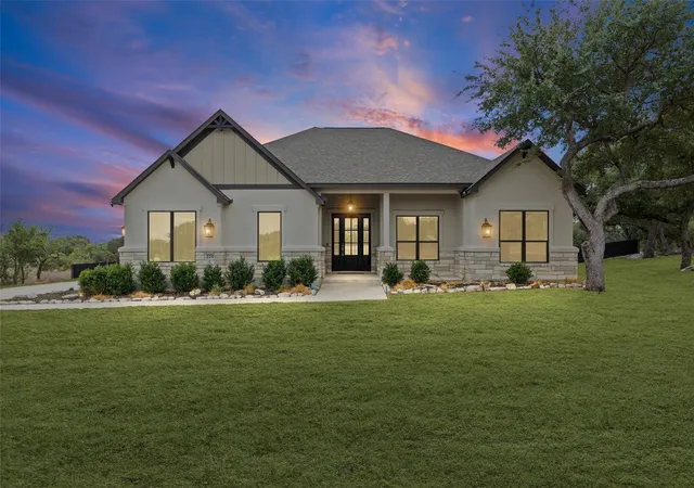 Photo 1 of Single family home for sale at 225 Spicewood Trails Dr, Spicewood, TX 78669 | MLS# 6924451 | Listing updated on 2026-10-08