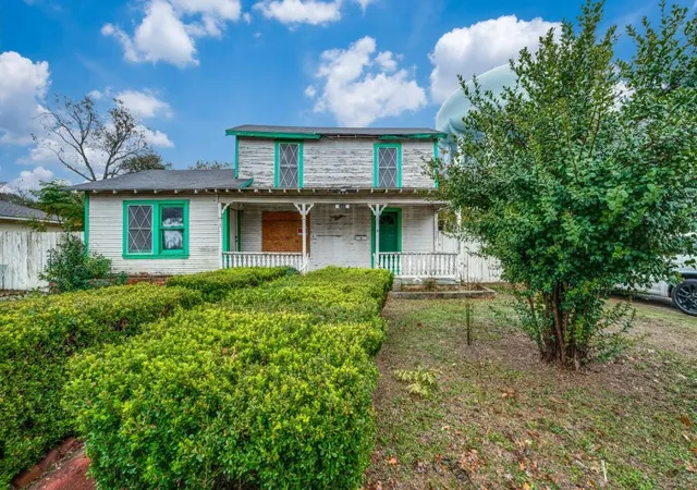 Photo 1 of Single family home for sale at 2430 Steves Ave, San Antonio, TX 78210 | MLS# 5989957 | Listing updated on 2026-10-10