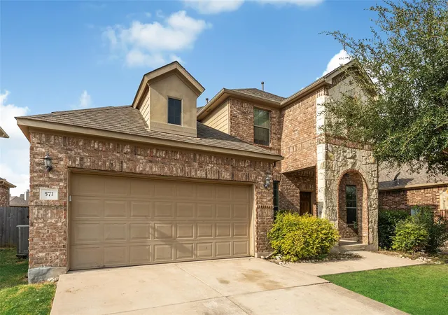 Photo 3 of Single family home for sale at 571 Clear Springs Holw, Buda, TX 78610 | MLS# 2658870 | Listing updated on 2026-10-01