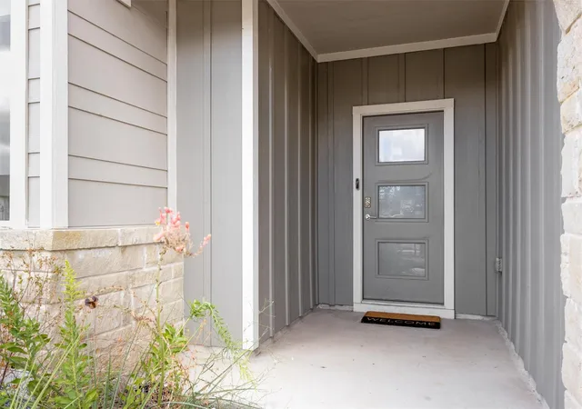 Photo 3 of Single family home for sale at 14317 Cantarra Dr, Pflugerville, TX 78660 | MLS# 3204827 | Listing updated on 2026-10-06