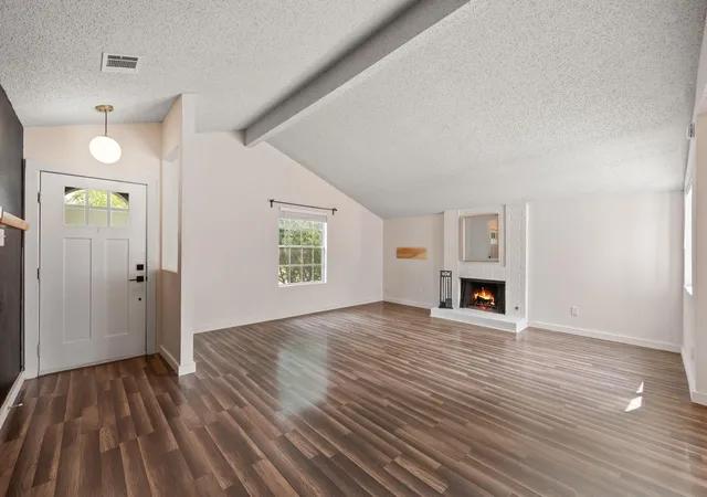 Photo 3 of Single family home for sale at 11010 Prairie Dove Cir, Austin, TX 78758 | MLS# 5777756 | Listing updated on 2026-10-03