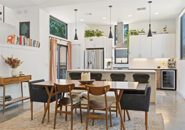 Photo 4 of Single family home for sale at 1909 E 9th Street, Austin, TX 78702 | MLS# 9800863 | Listing updated on 2026-10-21