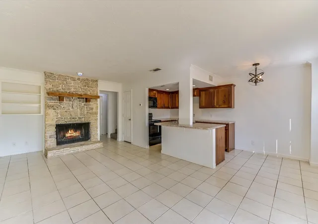 Photo 3 of Townhouse for sale at 39 Cypress Fairway Vlg, Wimberley, TX 78676 | MLS# 5405712 | Listing updated on 2026-10-04