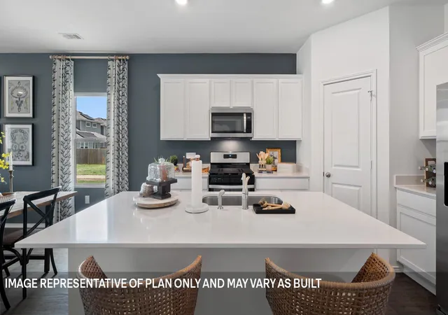 Photo 4 of Single family home for sale at 351 Palestine Trl, Kyle, TX 78640 | MLS# 6126445 | Listing updated on 2026-09-30