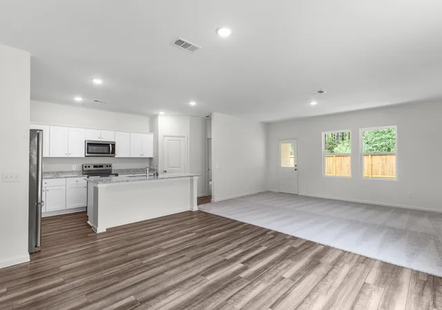 Photo 3 of Single family home for sale at 301 Sieders St, Taylor, TX 76574 | MLS# 7084838 | Listing updated on 2026-10-06
