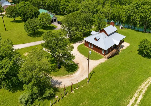 Photo 3 of Single family home for sale at 398 Redbird Ln, Kingsbury, TX 78638 | MLS# 8638142 | Listing updated on 2026-10-07