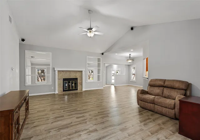 Photo 3 of Single family home for sale at 5802 Abilene Trl, Austin, TX 78749 | MLS# 6558400 | Listing updated on 2026-10-02