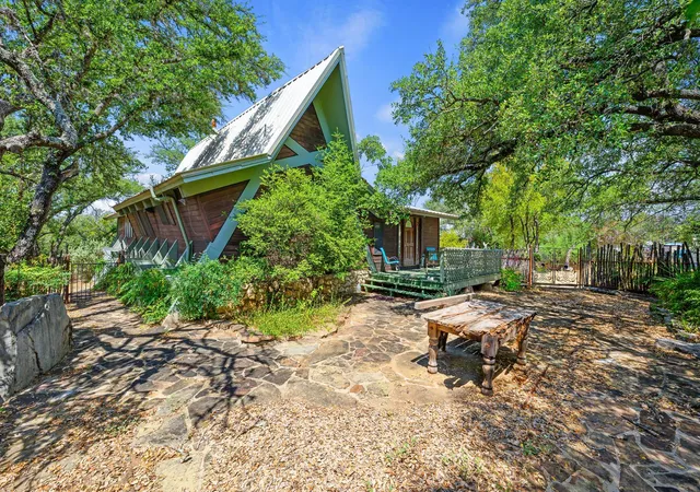 Single family home for sale at 301 Yonder Dr, Spicewood, TX 78669 | MLS# 9193525