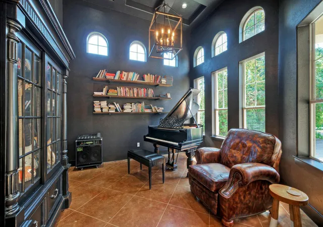 Photo 2 of Single family home for sale at 1902 Lakeway Blvd, Lakeway, TX 78734 | MLS# 6224855 | Listing updated on 2026-10-30